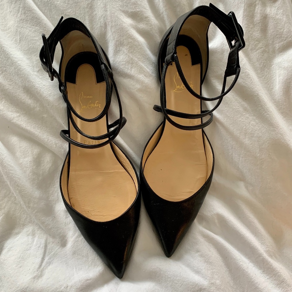 Christian Louboutin "Suzanna" Flat Black